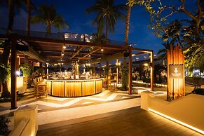 Anantara Riverside Bangkok Resort