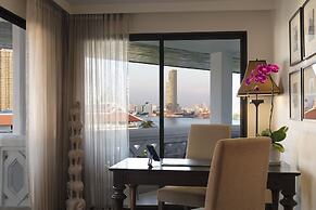 Anantara Riverside Bangkok Resort