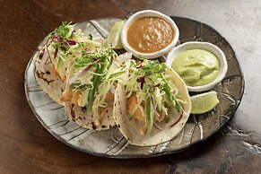 Rosewood Inn of the Anasazi