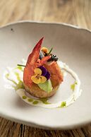 Rosewood Inn of the Anasazi