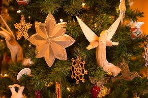 Rosewood Inn of the Anasazi