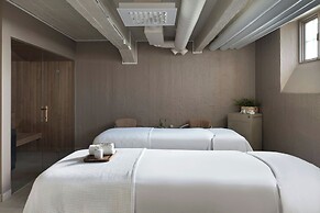 Hagastrand, Autograph Collection