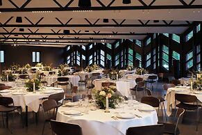 Hagastrand, Autograph Collection