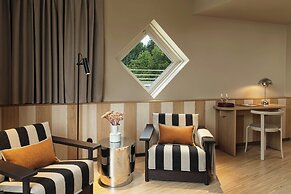 Hagastrand, Autograph Collection