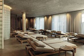 Hagastrand, Autograph Collection