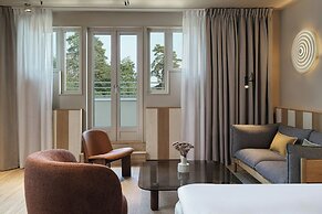 Hagastrand, Autograph Collection