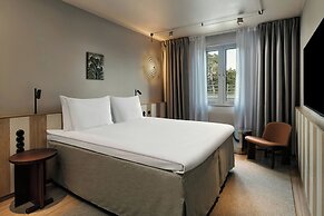 Hagastrand, Autograph Collection