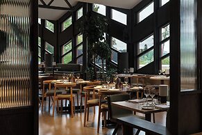 Hagastrand, Autograph Collection