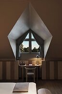 Hagastrand, Autograph Collection