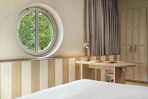 Hagastrand, Autograph Collection