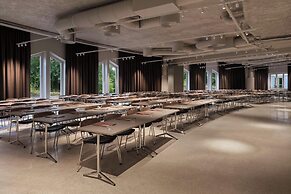 Hagastrand, Autograph Collection