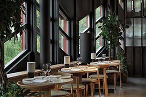 Hagastrand, Autograph Collection