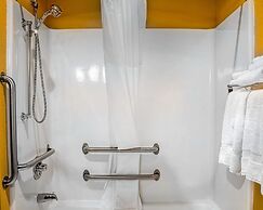 Quality Inn Manitowoc