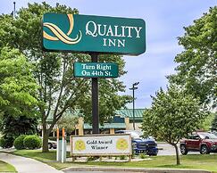 Quality Inn Manitowoc