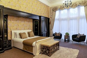 Royal Bath Hotel