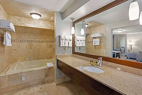 Best Western Plus Weston Inn