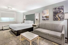 Best Western Plus Weston Inn