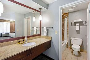 Best Western Plus Weston Inn