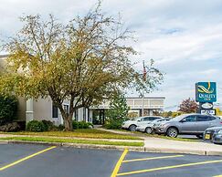 Quality Inn Geneseo