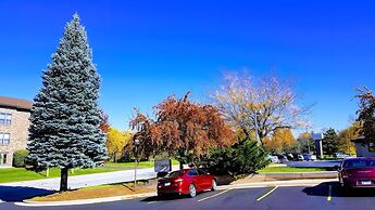 Hawthorn Extended Stay by Wyndham Green Bay