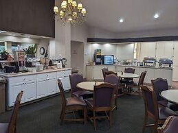 Hawthorn Extended Stay by Wyndham Green Bay