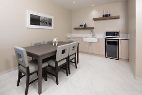 Hotel Renovo Des Moines Urbandale,Tapestry Collection Hilton