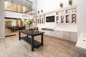 Hotel Renovo Des Moines Urbandale,Tapestry Collection Hilton