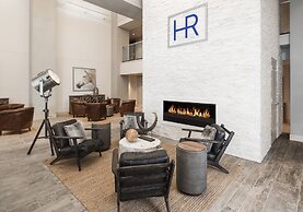 Hotel Renovo Des Moines Urbandale,Tapestry Collection Hilton