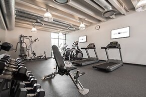 Hotel Renovo Des Moines Urbandale,Tapestry Collection Hilton