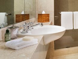 Four Seasons Hotel Sydney