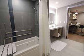 Radisson Plaza Hotel at Kalamazoo Center