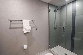 Radisson Plaza Hotel & Suites Kalamazoo