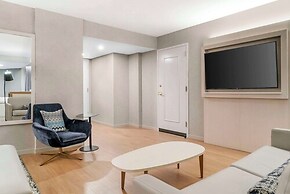 Radisson Plaza Hotel & Suites Kalamazoo