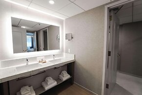 Radisson Plaza Hotel & Suites Kalamazoo