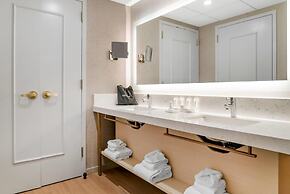 Radisson Plaza Hotel at Kalamazoo Center