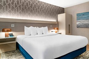 Radisson Plaza Hotel at Kalamazoo Center