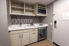 Radisson Plaza Hotel at Kalamazoo Center