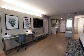 Radisson Plaza Hotel at Kalamazoo Center