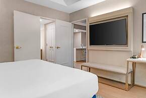 Radisson Plaza Hotel at Kalamazoo Center