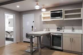 Radisson Plaza Hotel & Suites Kalamazoo