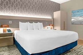 Radisson Plaza Hotel & Suites Kalamazoo