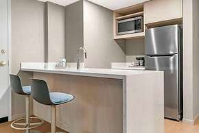 Radisson Plaza Hotel & Suites Kalamazoo