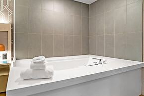 Radisson Plaza Hotel at Kalamazoo Center