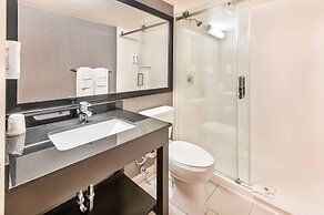 Comfort Inn Hamilton - Stoney Creek