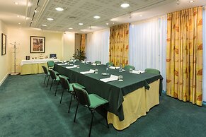Holiday Inn Lisbon by IHG