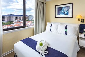 Holiday Inn Lisbon by IHG