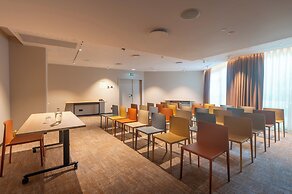 Holiday Inn Lisbon by IHG