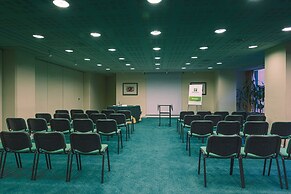 Holiday Inn Lisbon by IHG