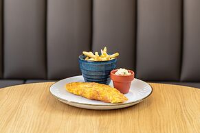 Holiday Inn Lisbon by IHG