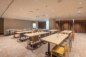 Holiday Inn Lisbon by IHG